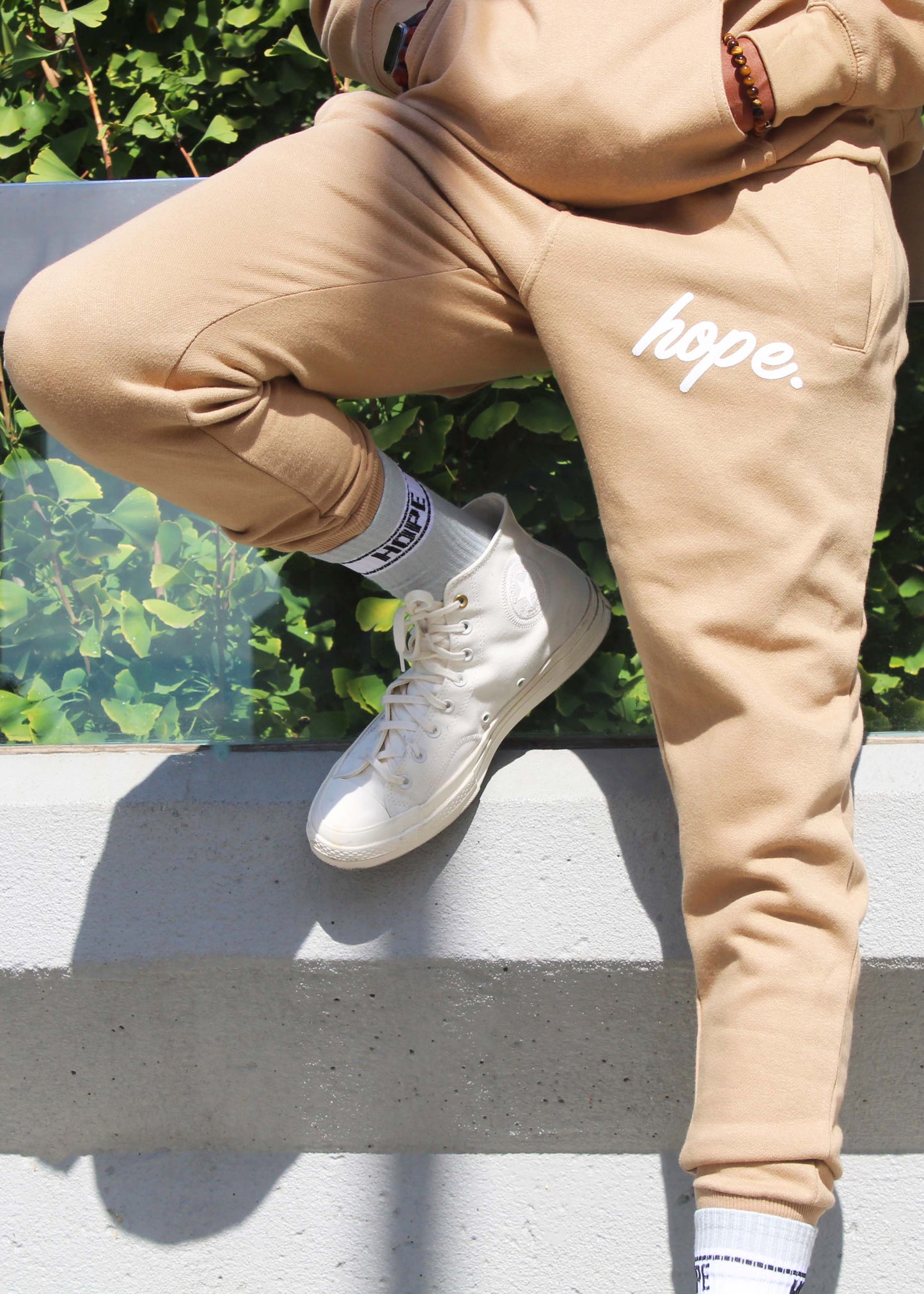 Script Hope Sweatpants - Camel