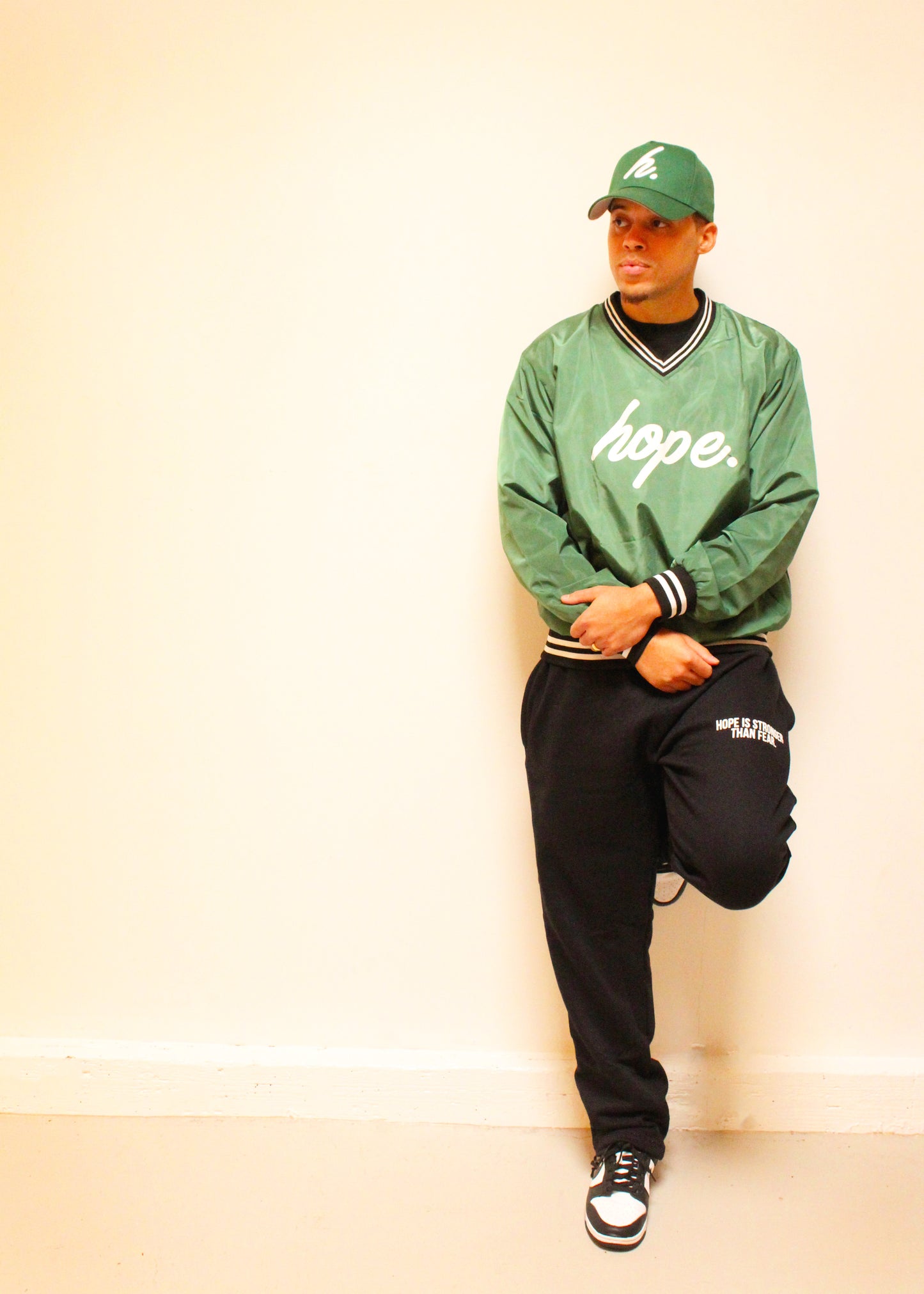 V-Neck Pullover - Green